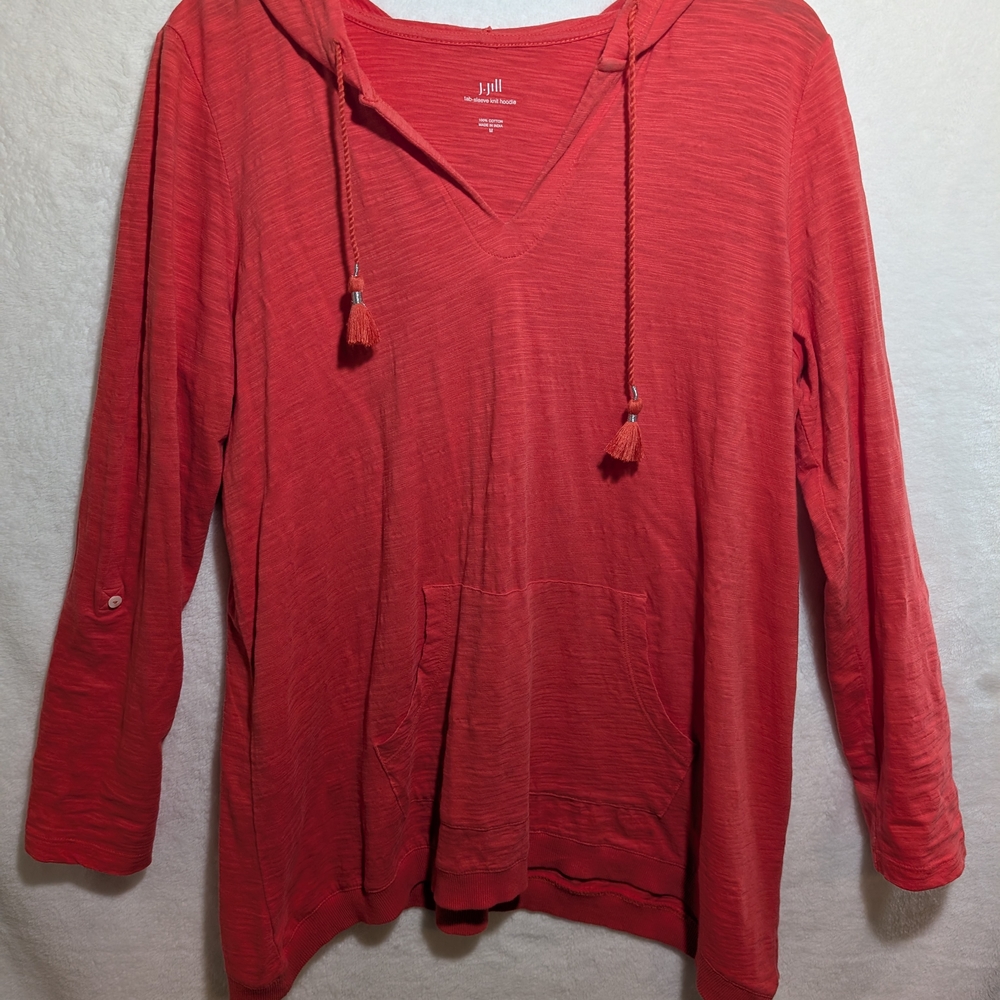 Red Hooded Pullover Top